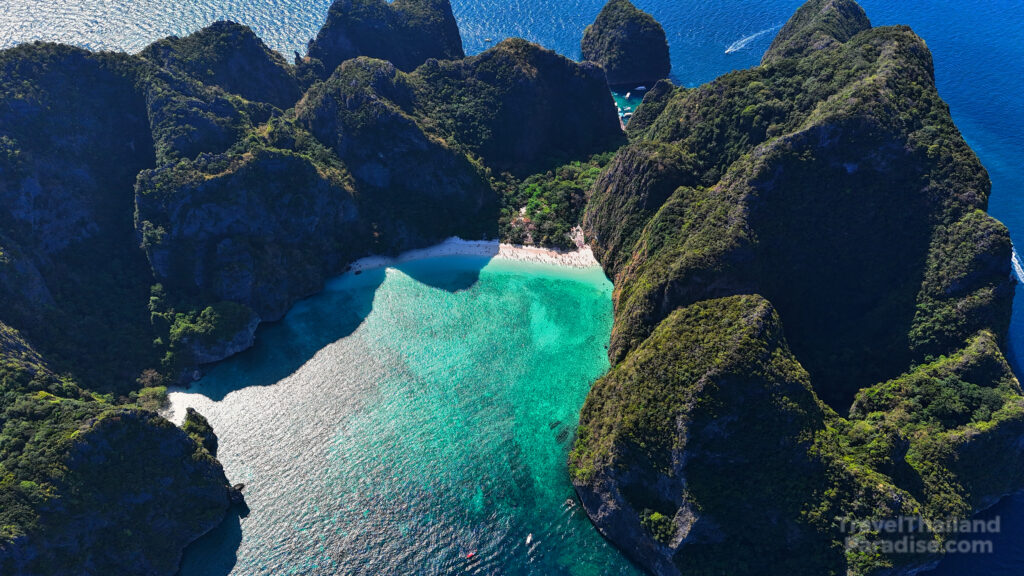 Maya Bay Phi Phi Leh Thailand